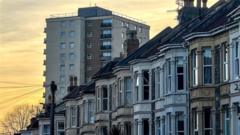 Ground rents to be capped at £250 a year for leaseholders